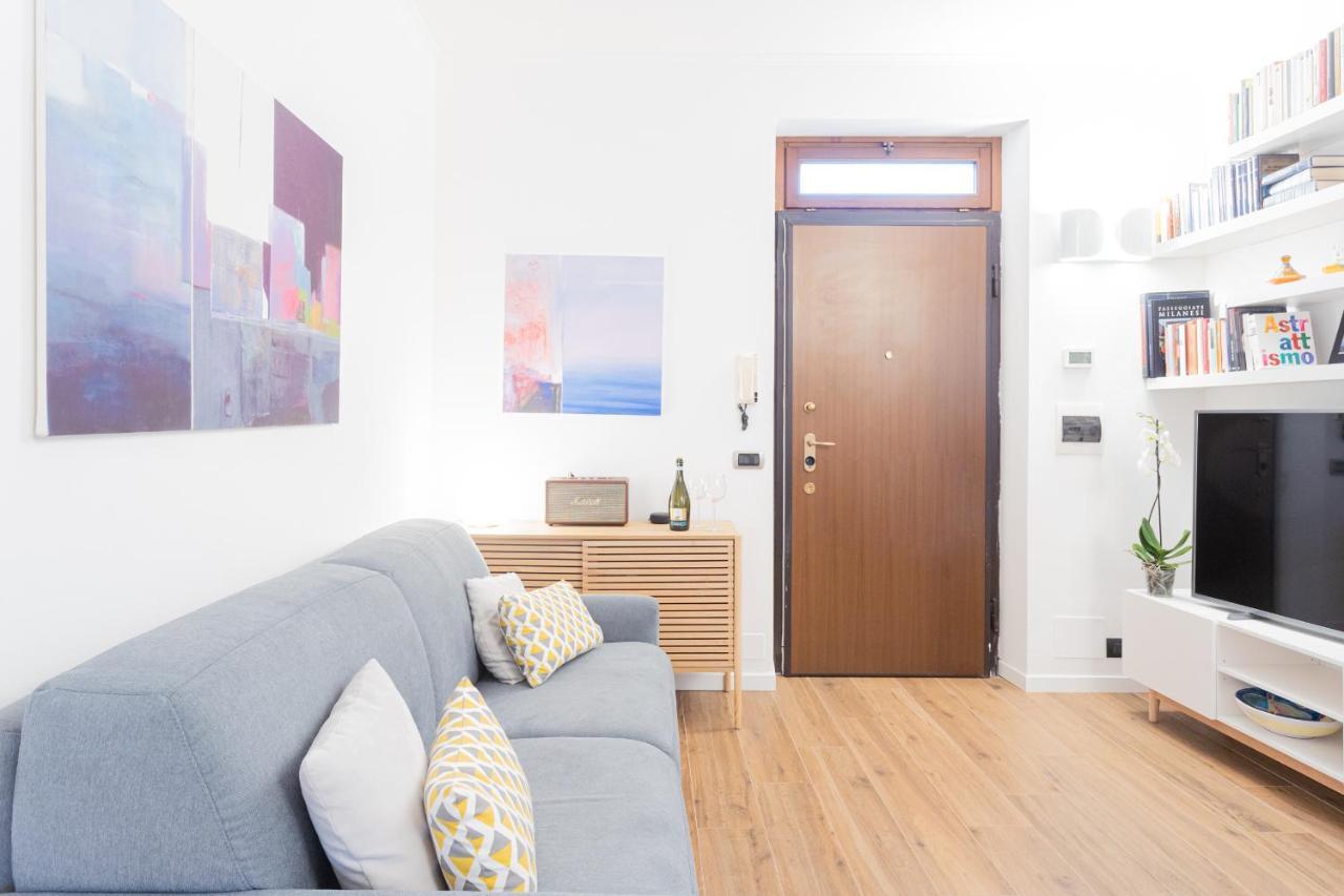 Apartament Rosart House By Rent All Como Zewnętrze zdjęcie